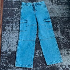 H&M dirty wash light blue cargo jeans
